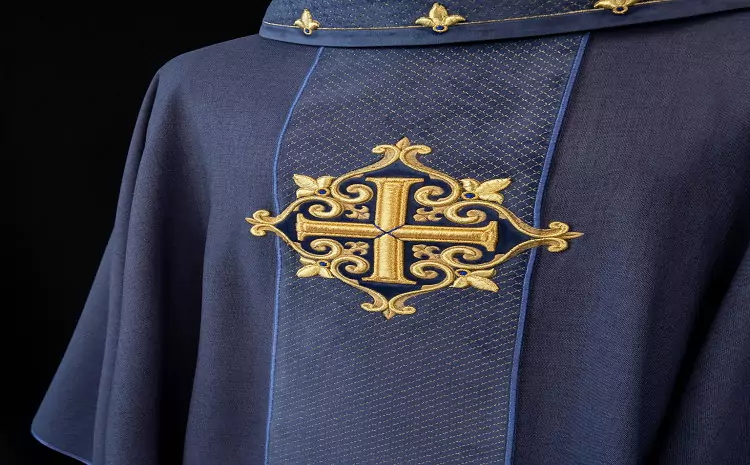 The Perfect Fit: Personalization with Haftinausa’s Vestments